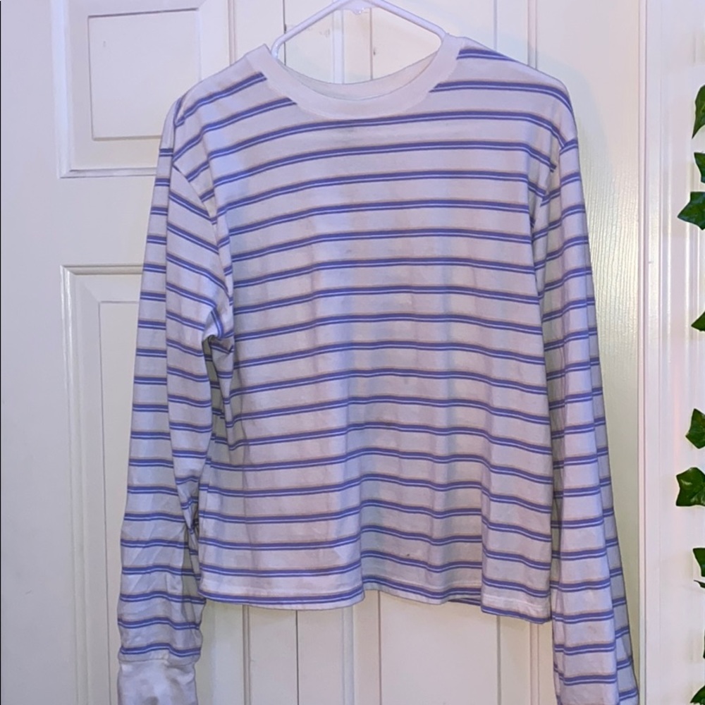Stripped long sleeve shirt